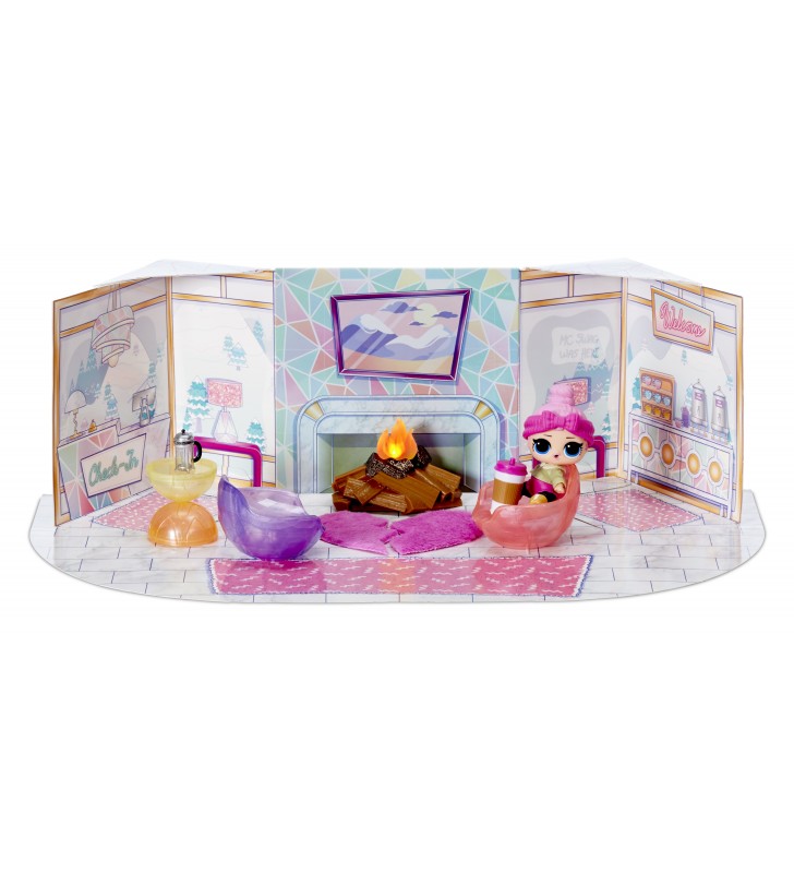 L.O.L. Surprise! Winter Chill Spaces Playset with Doll- Style 1