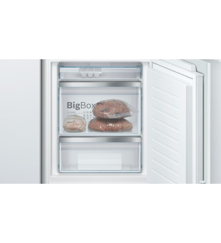 Bosch Serie 6 KIS86AFE0 combină frigorifică Încorporat 266 L E