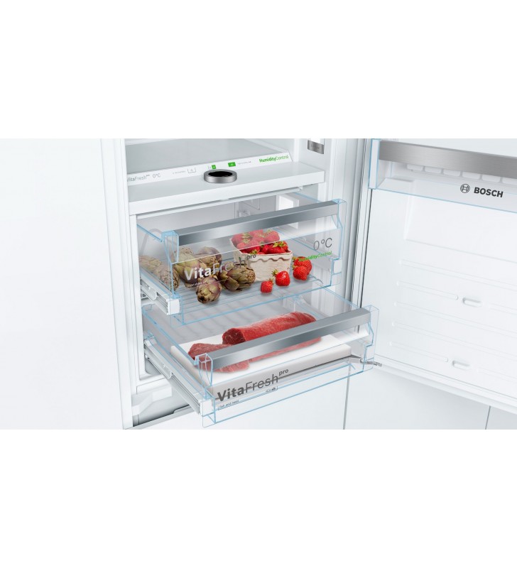 Bosch Serie 8 KIF86PFE0 combină frigorifică Încorporat 223 L E Alb