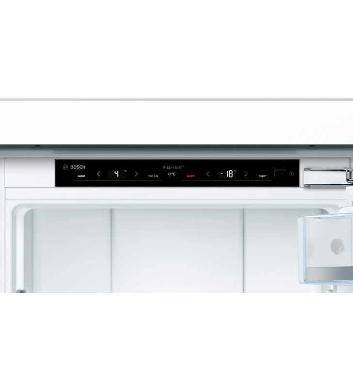 Bosch Serie 8 KIF86PFE0 combină frigorifică Încorporat 223 L E Alb