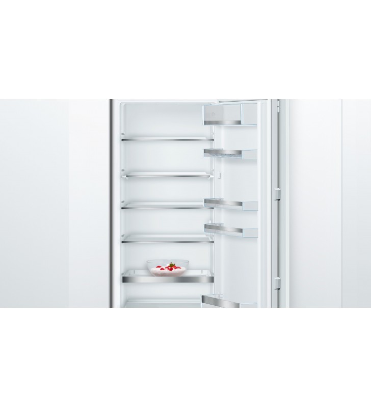 Bosch Serie 6 KIR51ADE0 frigidere Încorporat 247 L E