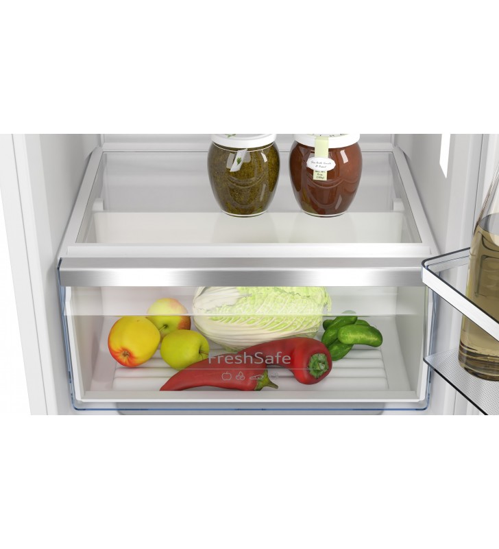 Neff N50 frigidere cu congelator De sine stătător 119 L E Alb